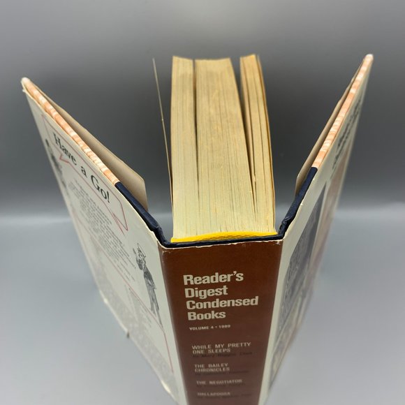Reader's Digest Condensed Books Volume 4 from 1989 - Picture 3 of 12